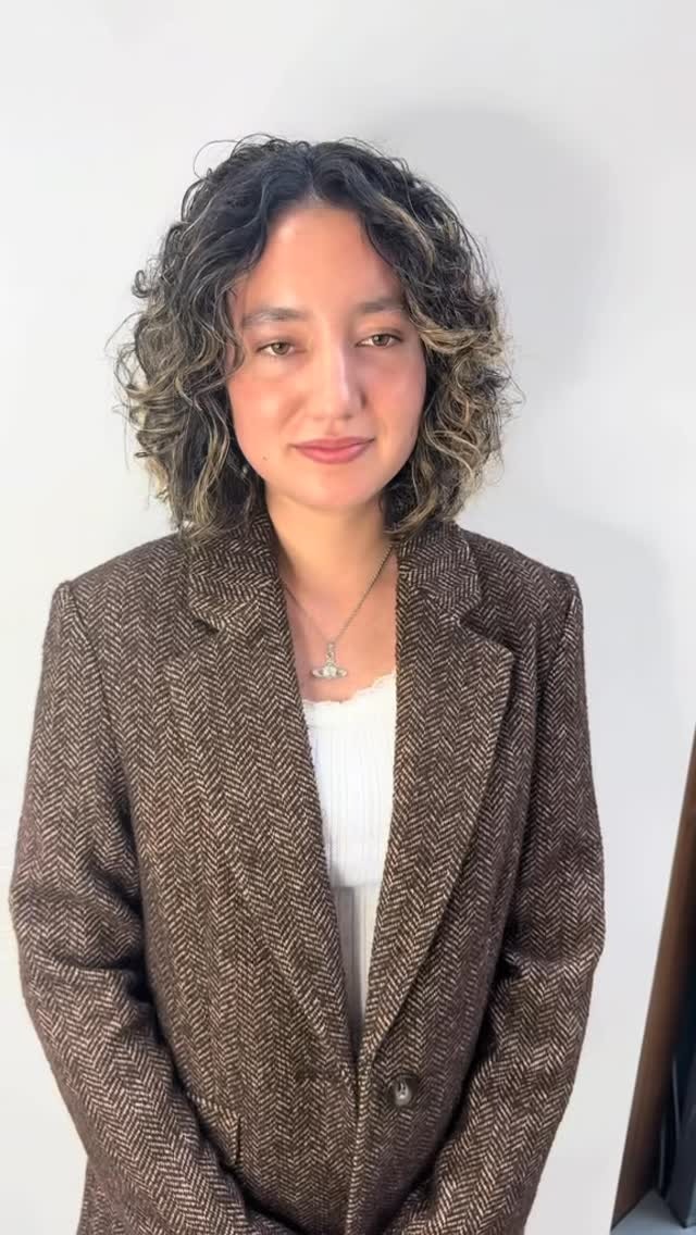 Step 03: Style Your Curls, Learn the Technique — Wigs & Warpaint process