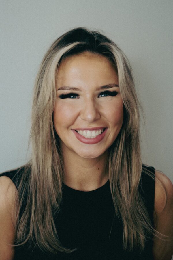 Ruby, Apprentice Assistant at Wigs & Warpaint Sheffield